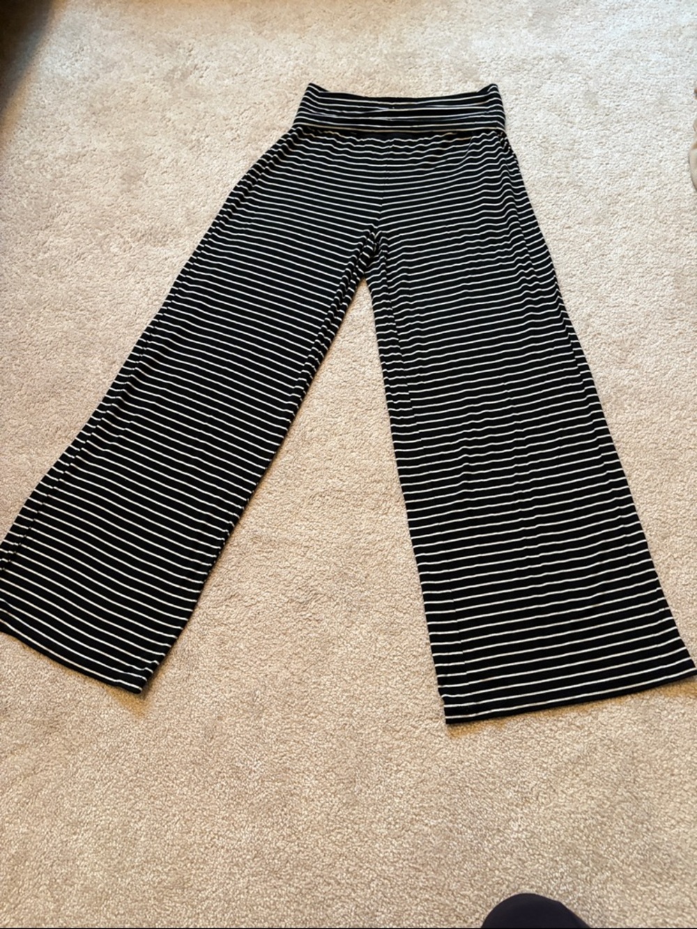Max Studio Black & White Striped Wide Leg Pants